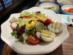 拌蔬菜-明洞阿姨·韩式酱蟹烤肉·创意料理(三元桥店)