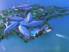 -上海滴水湖皇冠假日酒店