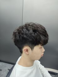 -米可造型烫发染发