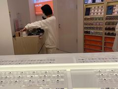 -moody彩瞳(环宇城店)
