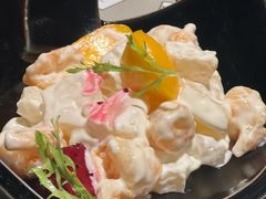 凤梨虾球-穹六人间 people 6(岳阳路店)