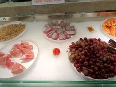 -绿岛港轩海鲜烤肉涮锅自助餐厅
