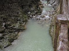 -龙水峡地缝景区