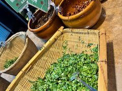 -云阿蛮云南生烫牛肉米线(奉贤路店)