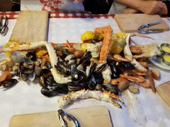 -The Crab Pot Seattle