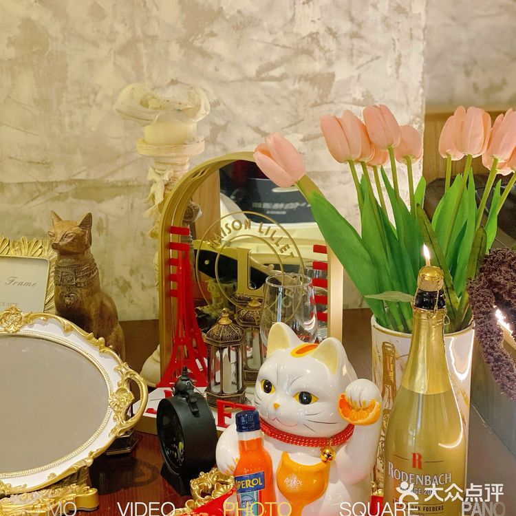 唯有美食与爱不可辜负，小伯格酒馆经典与浪漫并存👏👏👏