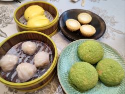 点击看大图 -佛山顺德香云纱园林酒店-宴会厅