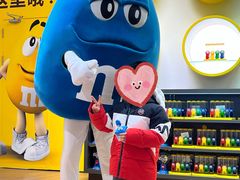 -m豆巧克力世界(上海世茂广场店)