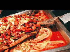 -鸣记脆皮烤鱼·海鲜烤鱼(三八广场店)