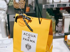 -文艺复兴百货(米兰大教堂广场店)