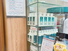 -福奈特洗衣·洗鞋·奢侈品护理(武汉国际广场店)