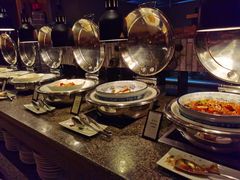 自助取餐区-视界美食自助餐厅·石家庄希尔顿酒店