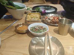 -青瓦餐厅·生鱼片·韩园烤肉(西塔店)