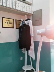 -黑奥秘脱发白发中心