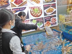 -粤盛海鲜平价店(洛溪食街店)
