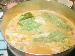 -四季喧黔味豆米火锅(万达广场店)