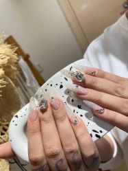 -NEW LOOK-绿麓 · 美甲美睫脱毛工作室