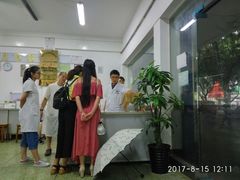 -成都民大动物医院