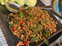 小米椒炒牛肉-艳域云国特色料理馆(马当路店)