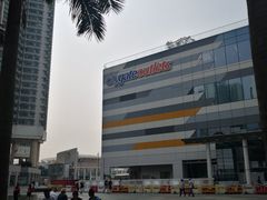 -东荟城名店仓