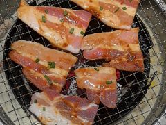 -山川小町·极番烧肉(新地假日广场店)