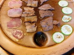 农家野山土猪肉-老姐石板烧烤+铜炭火锅(总店)