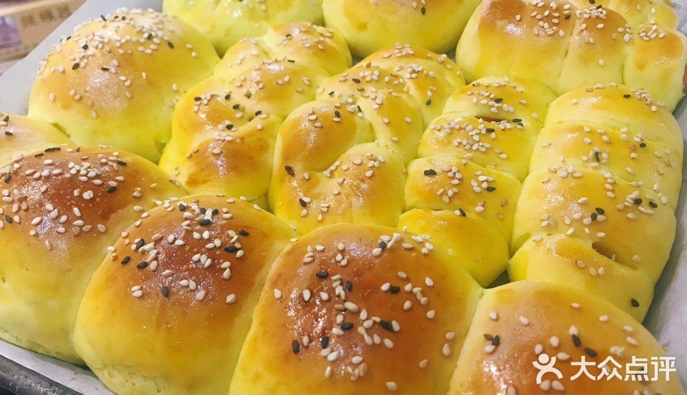 牛奶南瓜烤面包