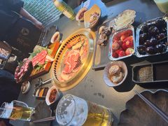 -铭牛烧肉·和牛海鲜自助(高新月牙湖店)