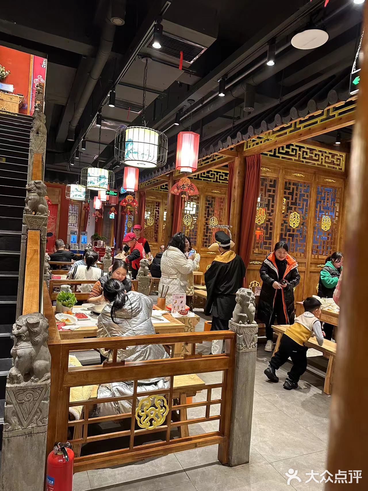 大龙燚火锅(容县店)任意点餐甜品免费不限量 - 大众点评吃喝玩乐精选