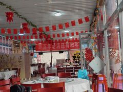 -何适山庄(水长城P2停车场店)