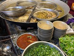-谢老五跷脚牛肉·非遗传承店