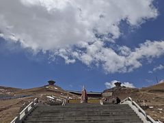 -日月山景区