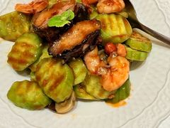 -品海楼·大连海胆锅贴馆(东港店)