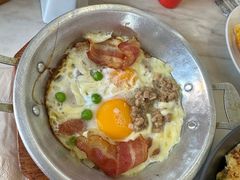 -邢泰记
