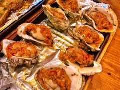 蒜茸烧生蚝-老东镇啤酒屋海鲜加工·蒸汽海鲜·海鲜烧烤(台东店)