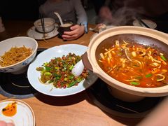 -吃饭皇帝大土家民族菜(荟聚店)