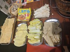 -沙胆彪炭炉牛杂煲(成都玉林店)