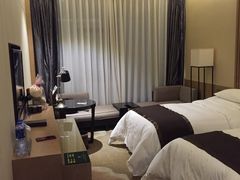 -珠海棕泉水疗酒店(拱北口岸高铁站店)