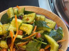 -炖四方东北铁锅炖·烧烤小龙虾(中豪国际店)