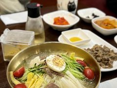 宫廷冷面-釜山豚骨汤饭(芝罘万达广场店)