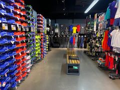 -迪卡侬(西三旗店)