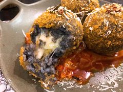 墨鱼芝士饭团-KCOOKING概念韩餐(世茂52+店)
