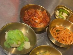 -釜山火炉·海鲜烤肉(紫藤路店)