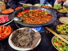 -黄潇洒老火锅(九眼桥宏济巷店)