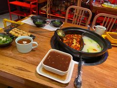 -串门邻居串串火锅(云南南路店)