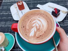 -UNI UNI(环亚凯瑟琳店)