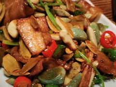 -胡桃里音乐酒馆(环亚凯瑟琳广场店)