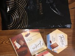 -中免(澳门机场免税店)