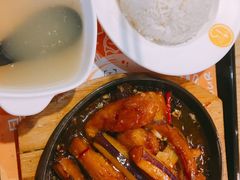 鉄板茄子斑腩套餐-津津飯堂
