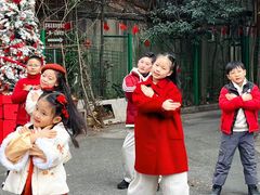 -蓝话筒·少儿成人演讲口才·主持朗诵·戏剧表演(大华第一坊店)